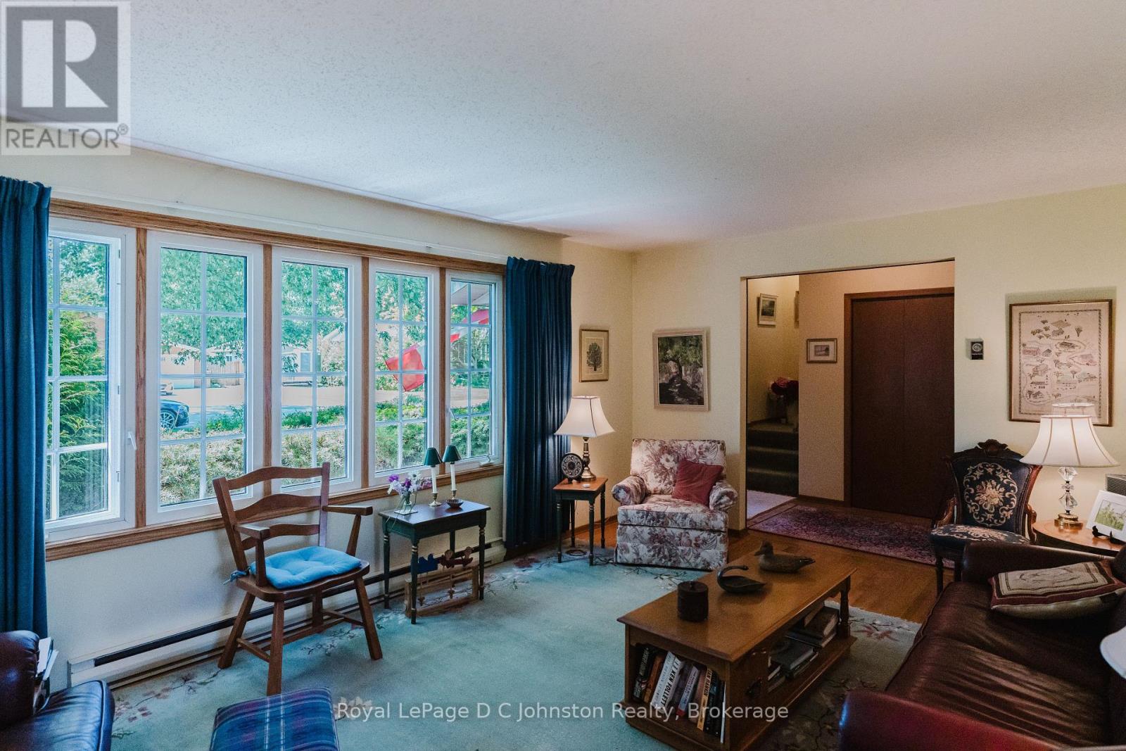 663 Pine Grove Drive, Saugeen Shores, Ontario  N0H 2C3 - Photo 10 - X12269592