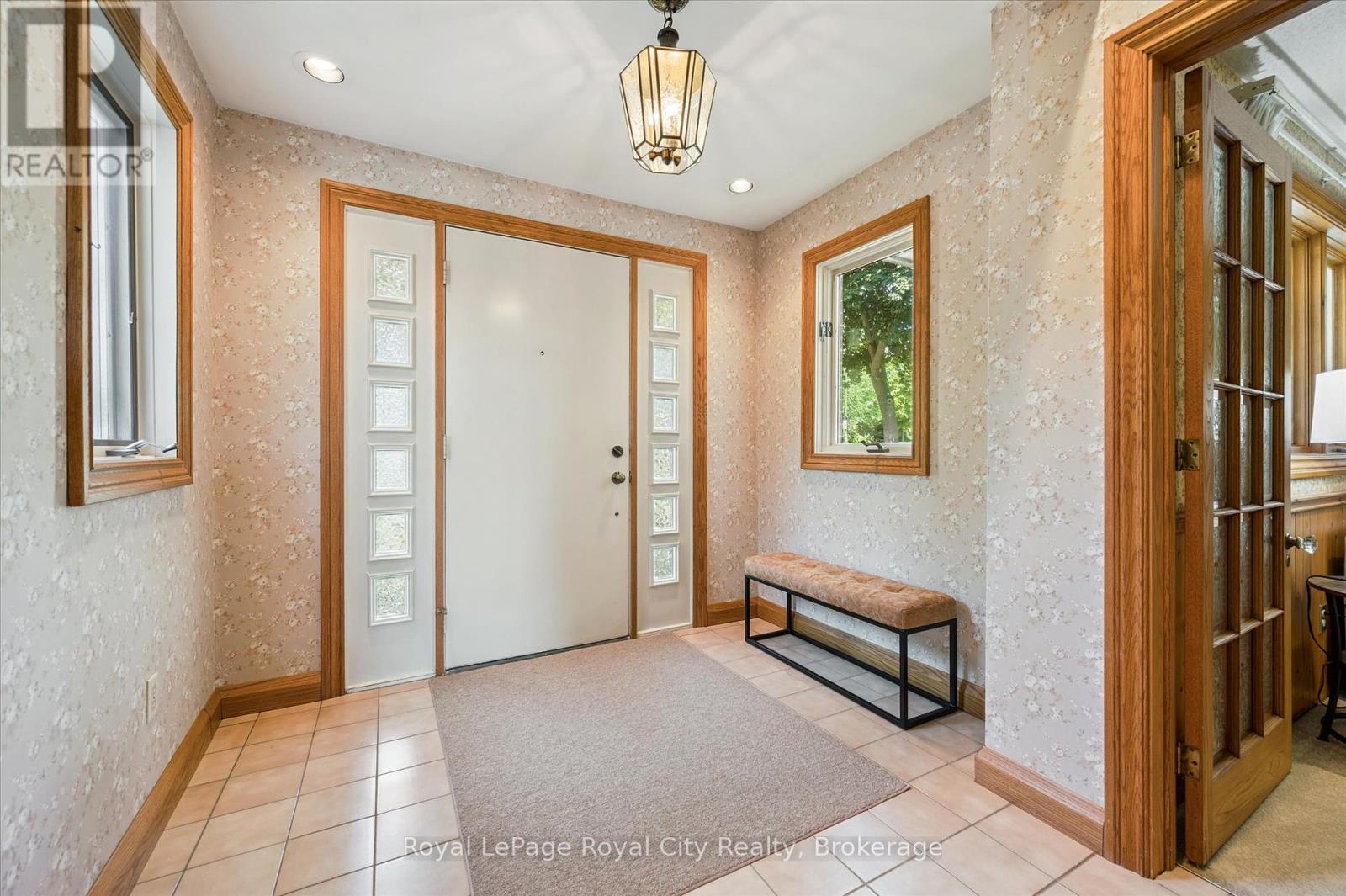67 Woodside Road, Guelph, Ontario  N1G 2H1 - Photo 6 - X12269641