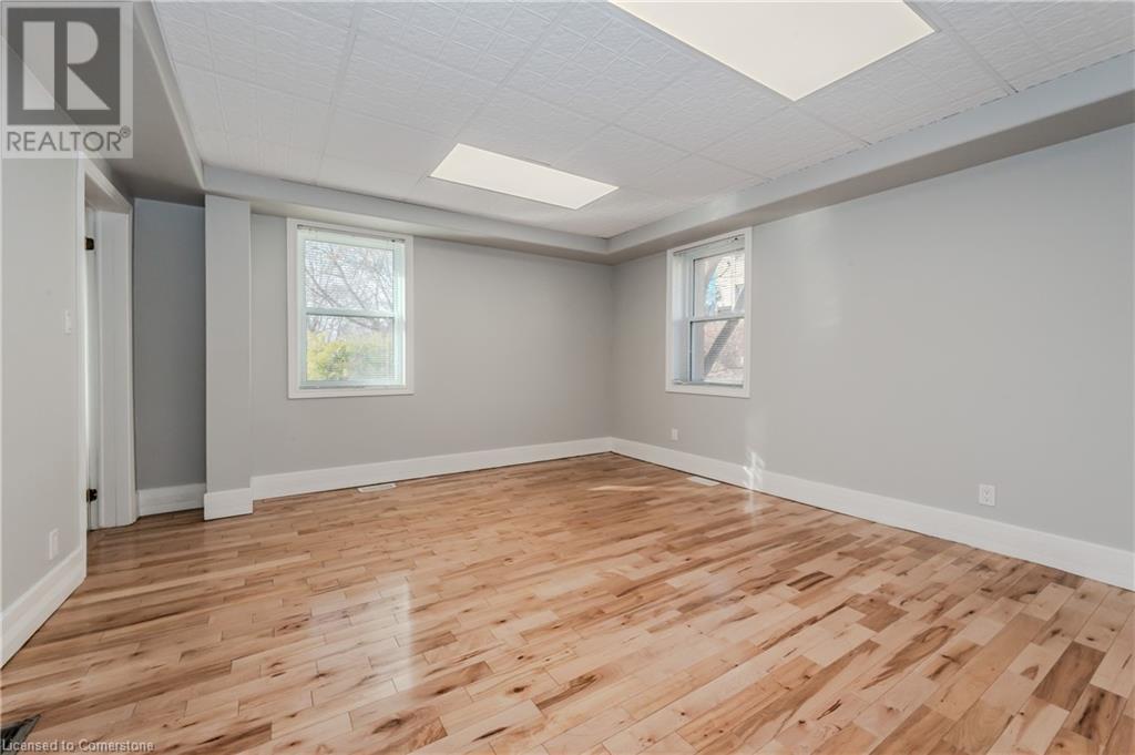 42 Walnut Street, Kitchener, Ontario  N2G 1P6 - Photo 16 - 40743237