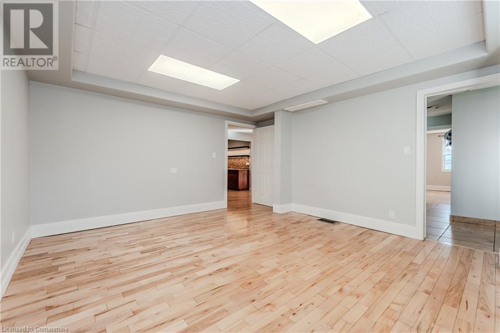 42 Walnut Street, Kitchener, Ontario  N2G 1P6 - Photo 18 - 40743237