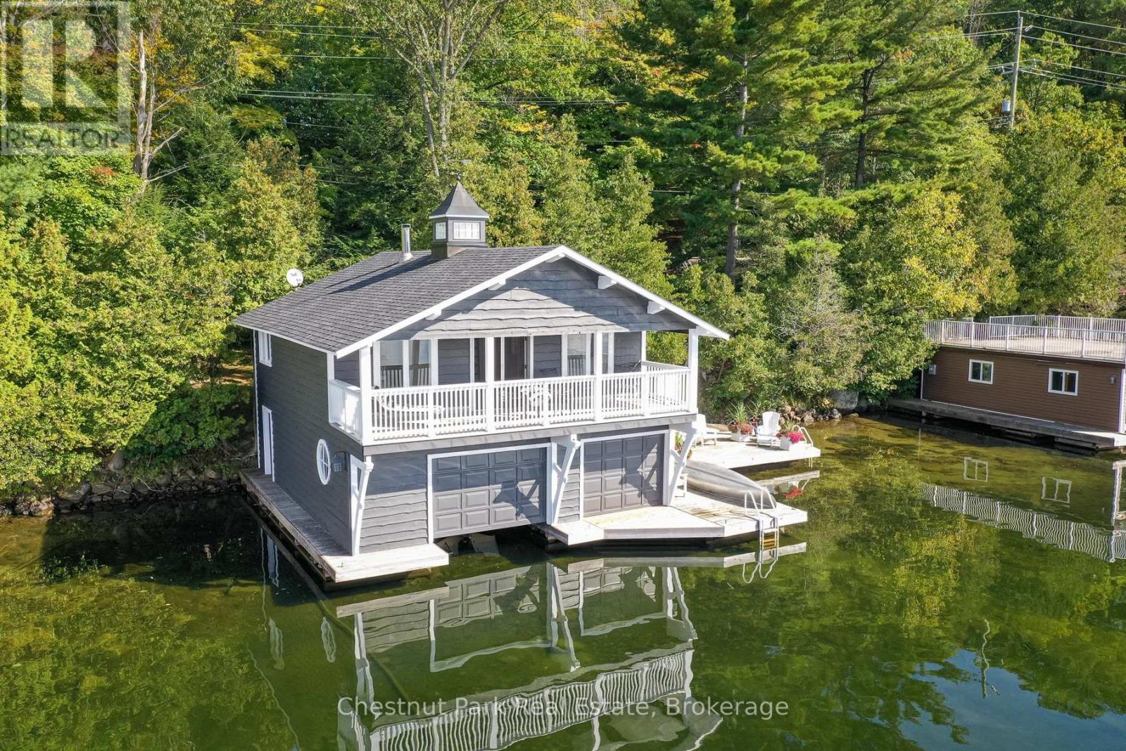1375 PENINSULA ROAD, Muskoka Lakes, Ontario