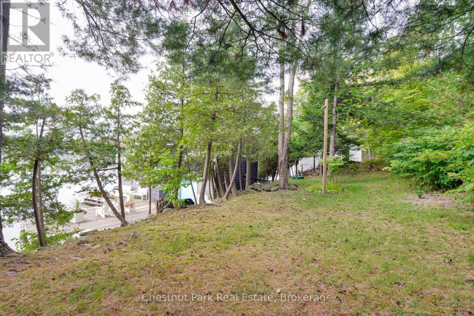 1375 Peninsula Road, Muskoka Lakes, Ontario  P0B 1J0 - Photo 36 - X12270045