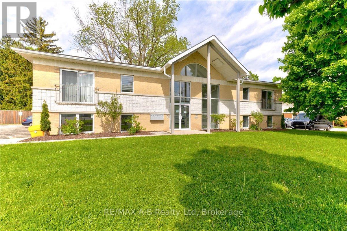 204 - 100 GORDON STREET, Stratford, Ontario