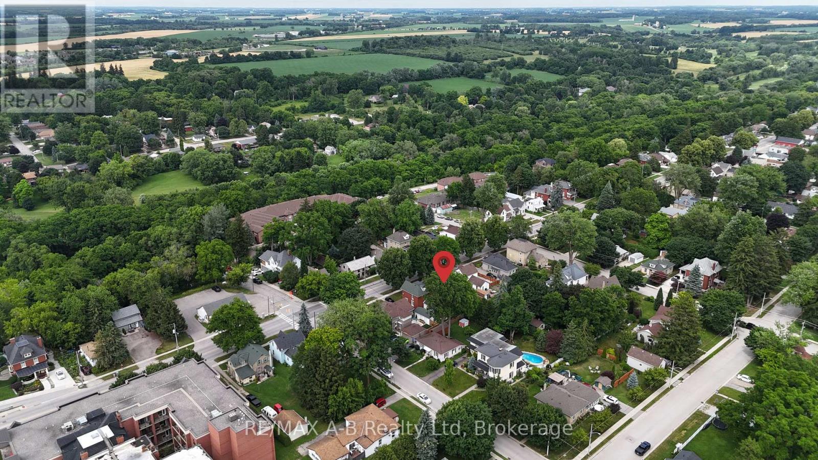 352 Queen Street E, St. Marys, Ontario  N4X 1C5 - Photo 7 - X12270106
