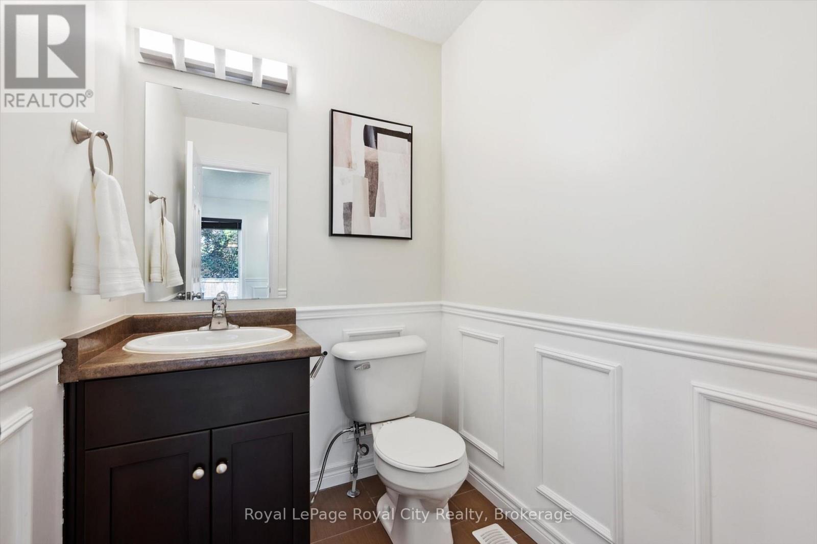 17 - 355 Macalister Boulevard, Guelph, Ontario  N1L 1B3 - Photo 23 - X12270114