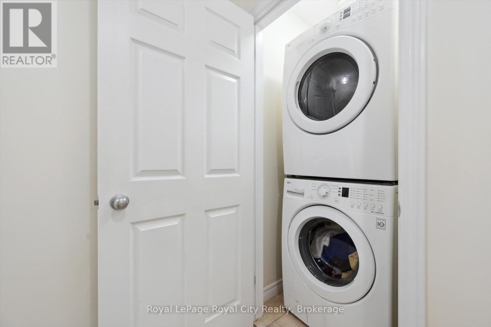 17 - 355 Macalister Boulevard, Guelph, Ontario  N1L 1B3 - Photo 31 - X12270114