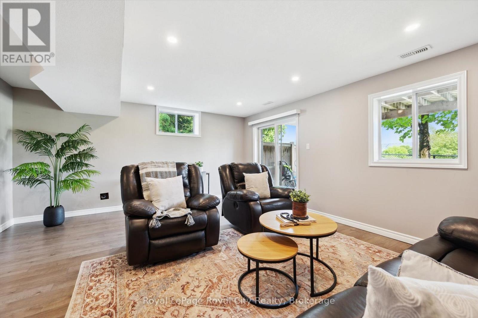 17 - 355 Macalister Boulevard, Guelph, Ontario  N1L 1B3 - Photo 35 - X12270114