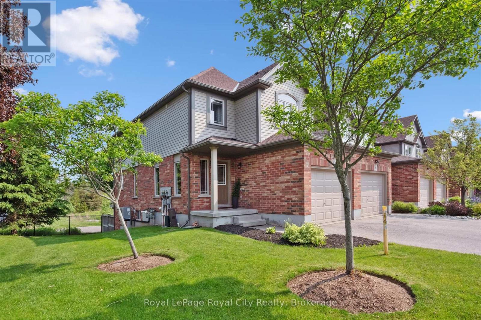 17 - 355 Macalister Boulevard, Guelph, Ontario  N1L 1B3 - Photo 6 - X12270114
