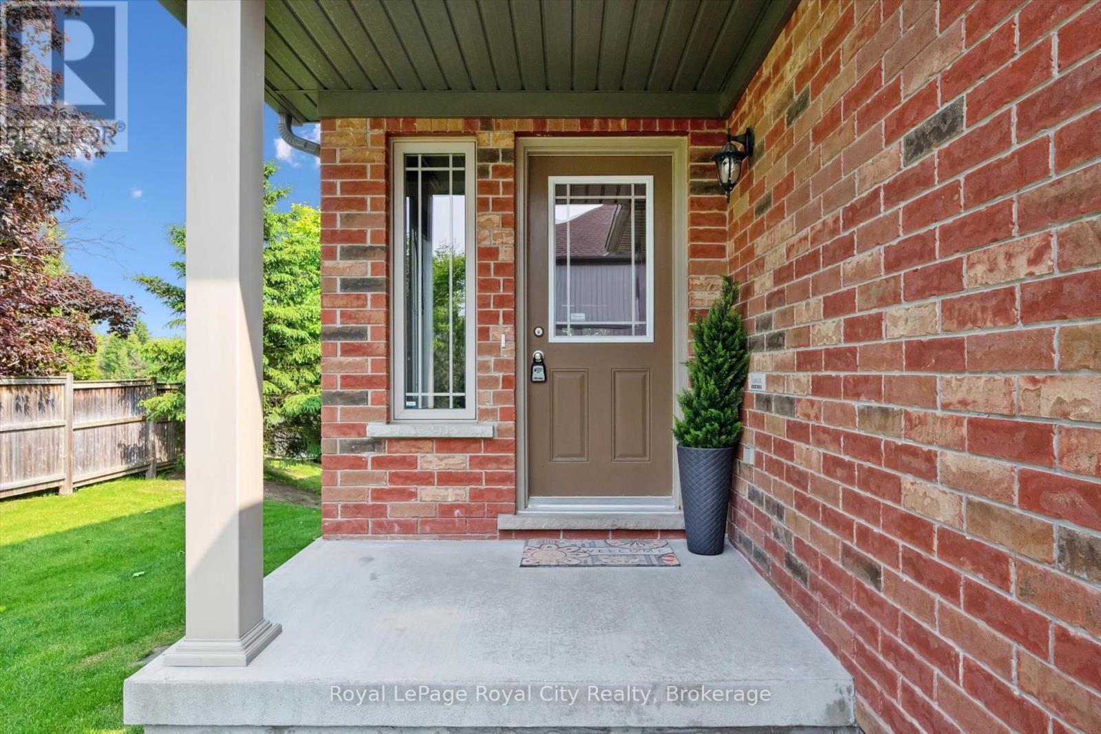 17 - 355 Macalister Boulevard, Guelph, Ontario  N1L 1B3 - Photo 7 - X12270114