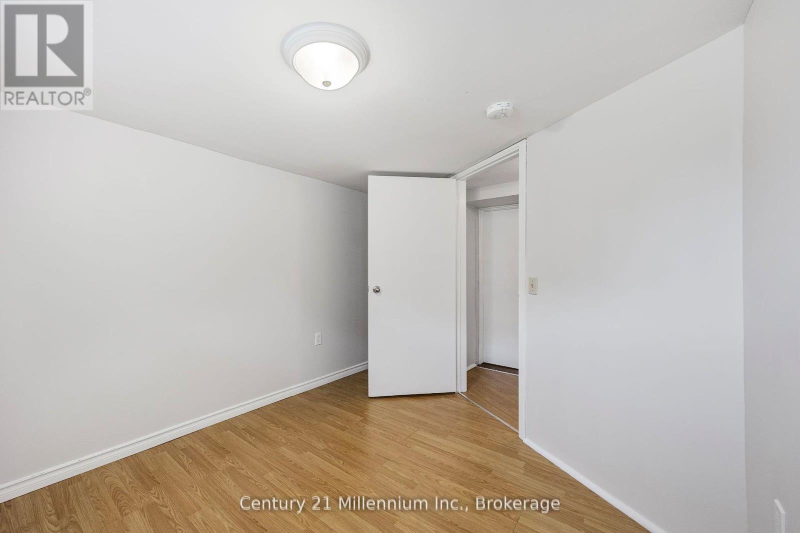 100 Matchedash Street N, Orillia, Ontario  L3V 4T8 - Photo 35 - S12270448