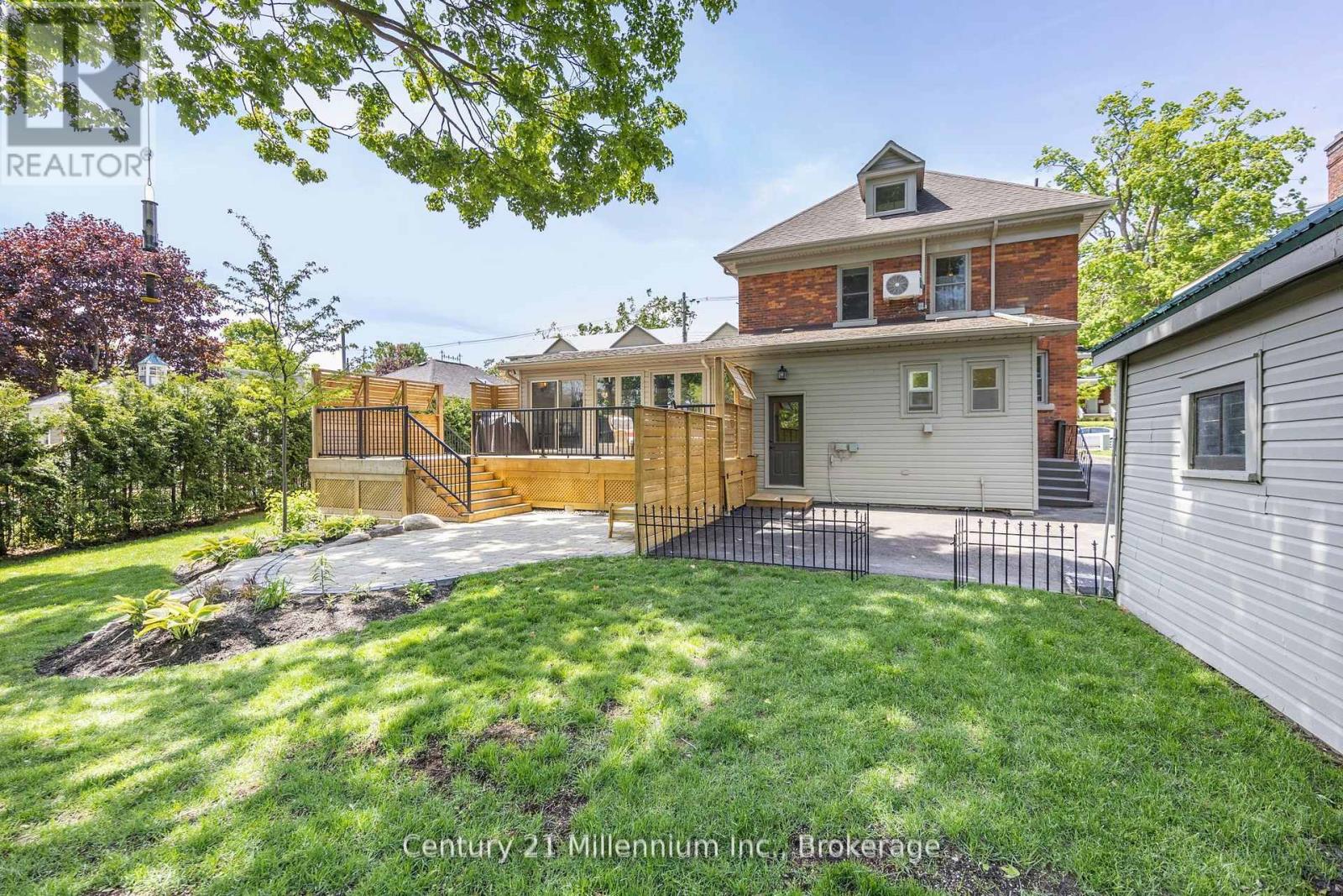 100 Matchedash Street N, Orillia, Ontario  L3V 4T8 - Photo 43 - S12270448