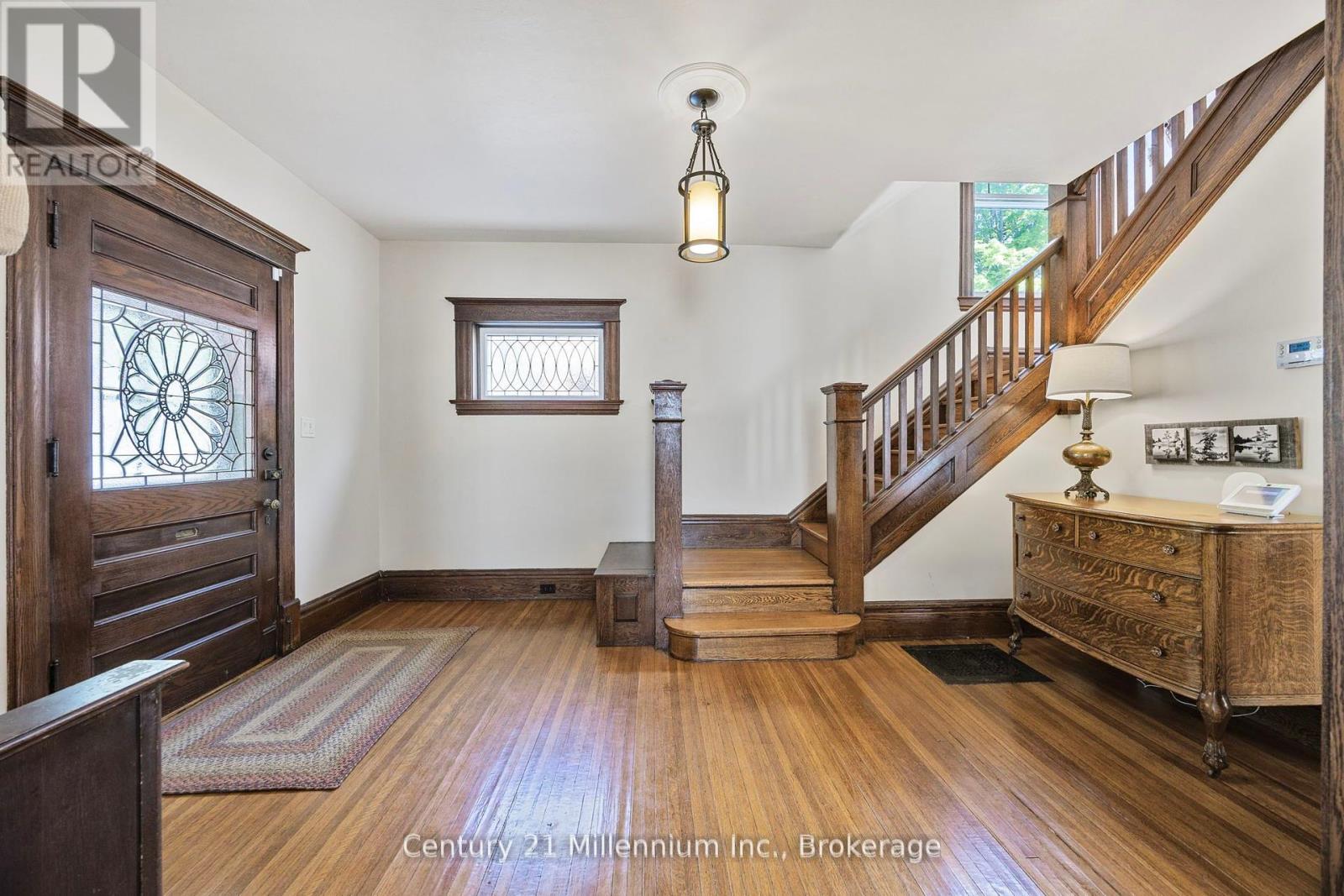 100 Matchedash Street N, Orillia, Ontario  L3V 4T8 - Photo 7 - S12270448