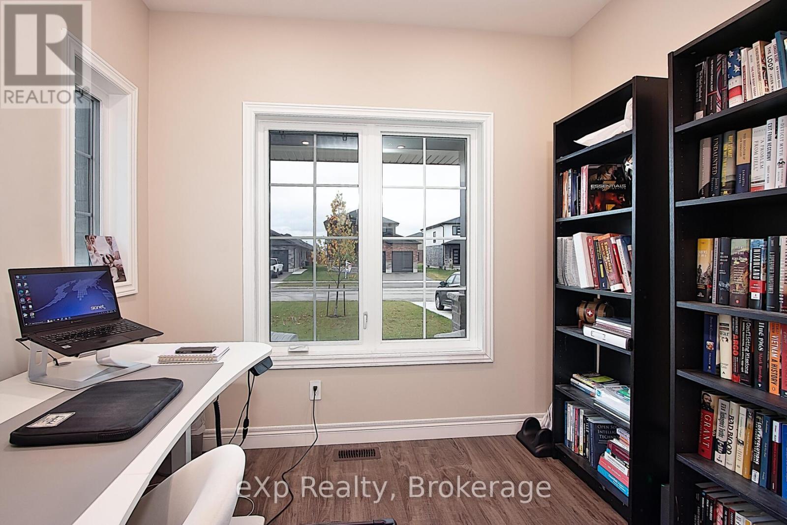 208 Duncan Street, West Perth, Ontario  N0K 1N0 - Photo 13 - X12270334