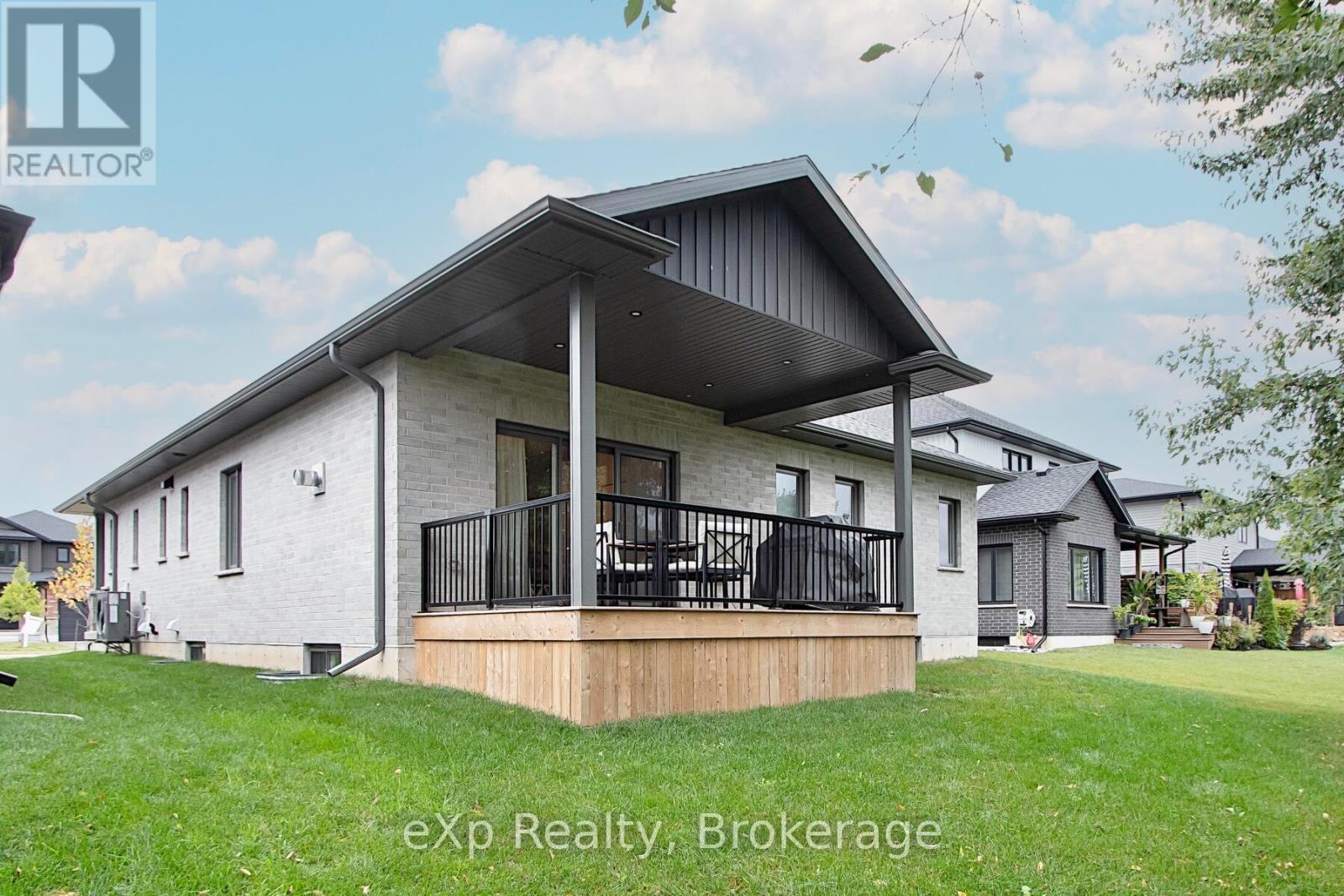208 Duncan Street, West Perth, Ontario  N0K 1N0 - Photo 23 - X12270334