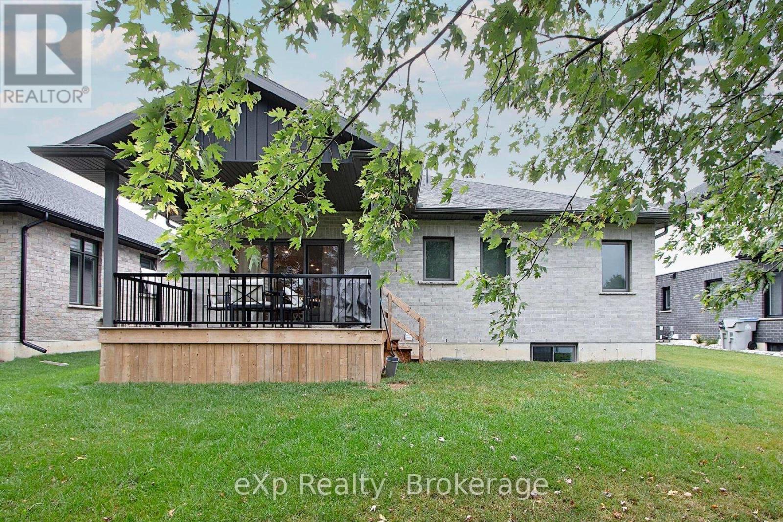 208 Duncan Street, West Perth, Ontario  N0K 1N0 - Photo 24 - X12270334