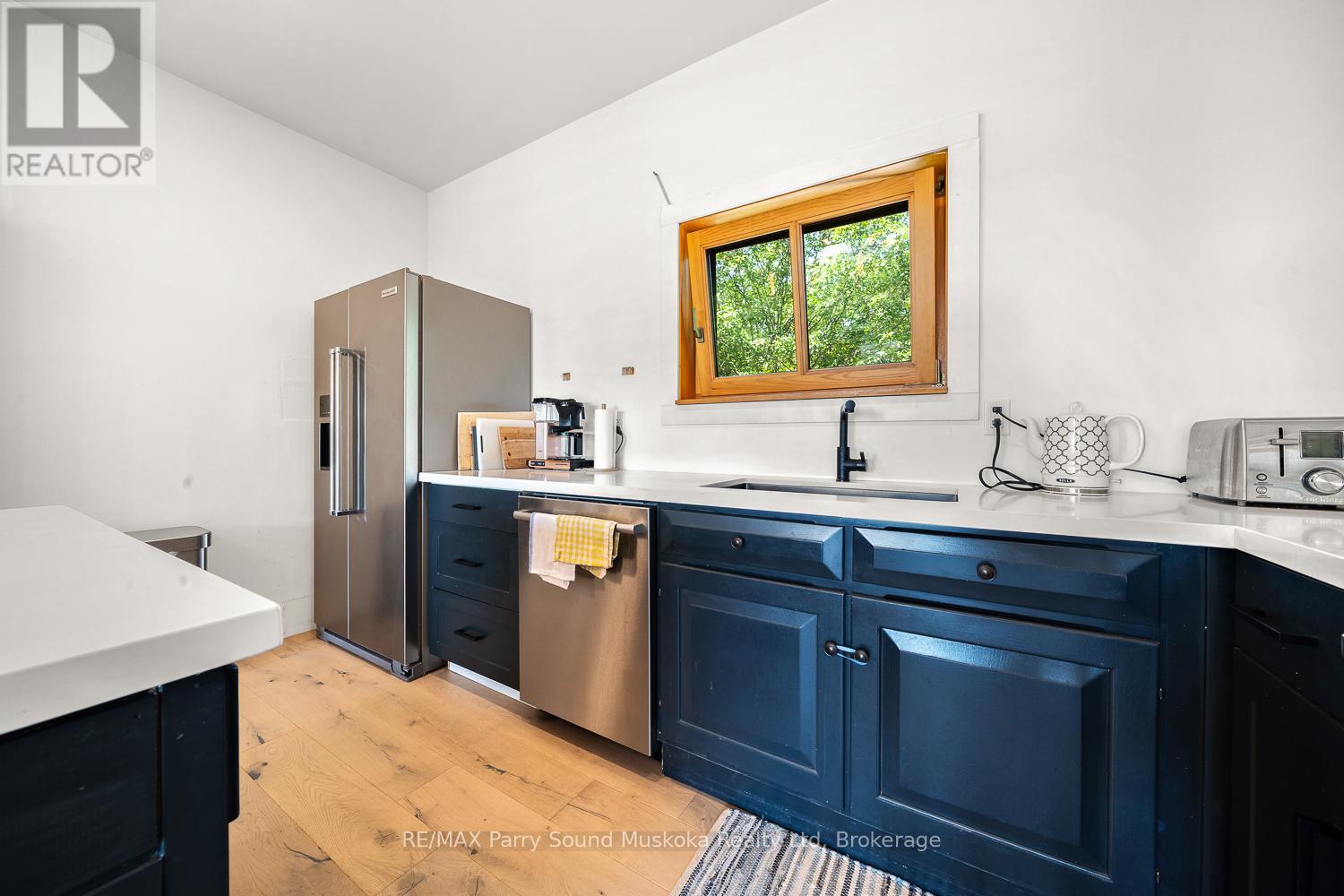 47 Linda Lane E, Carling, Ontario  P0G 1G0 - Photo 15 - X12270543