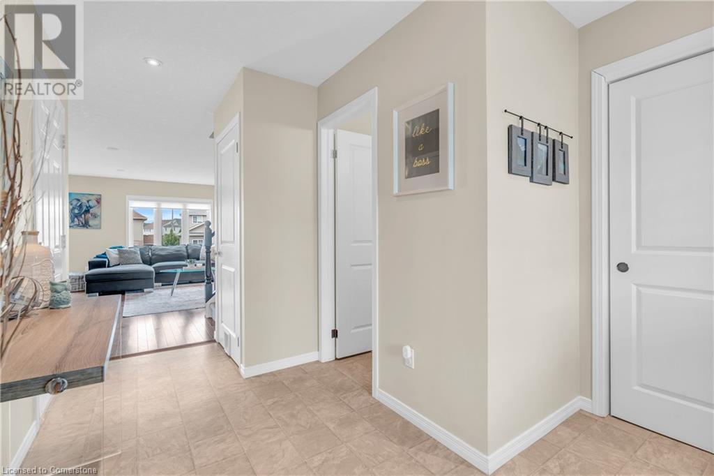 939 Zeller Crescent, Kitchener, Ontario  N2A 0C7 - Photo 9 - 40749207