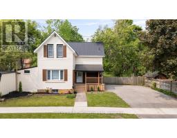 17 DOUGLAS STREET, Orillia, Ontario