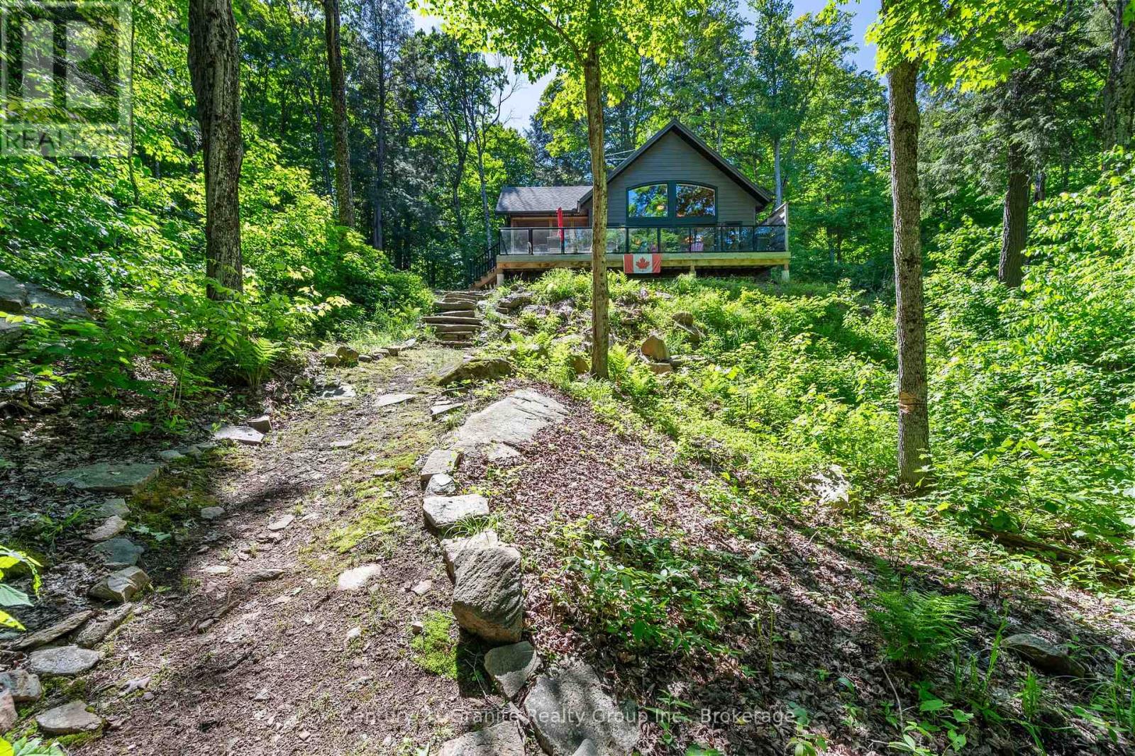 1577 Rugged Lane, Minden Hills, Ontario  K0M 2K0 - Photo 35 - X12270584