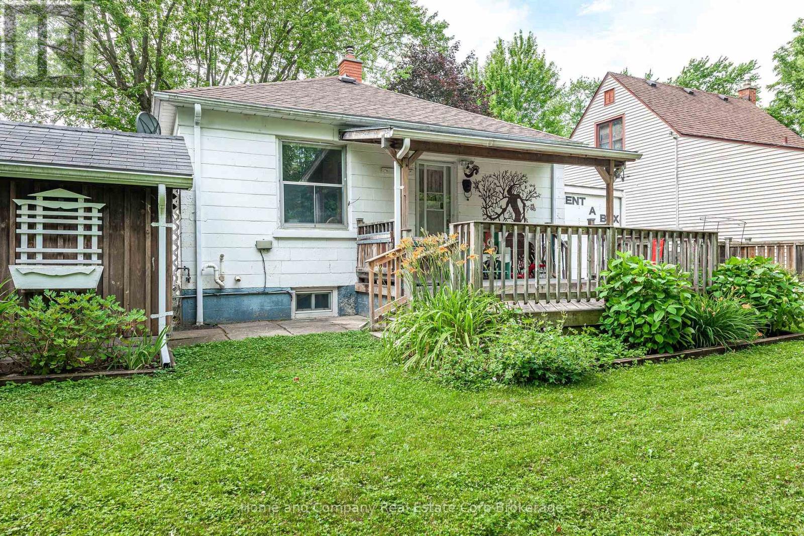 62 Coriano Street, Stratford, Ontario  N5A 6C3 - Photo 38 - X12271318