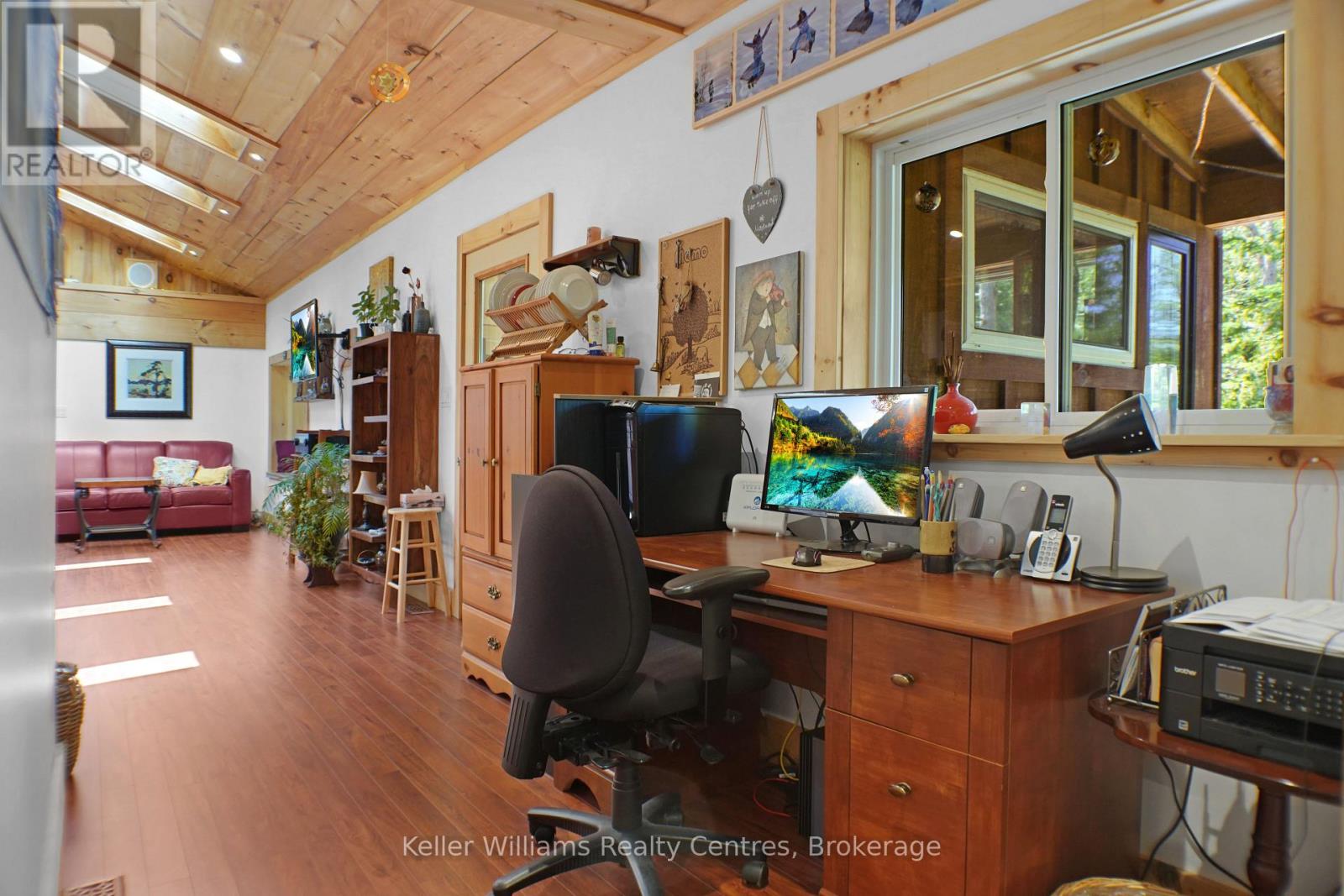 292 Whiskey Harbour Road, Northern Bruce Peninsula, Ontario  N0H 2T0 - Photo 34 - X12271482