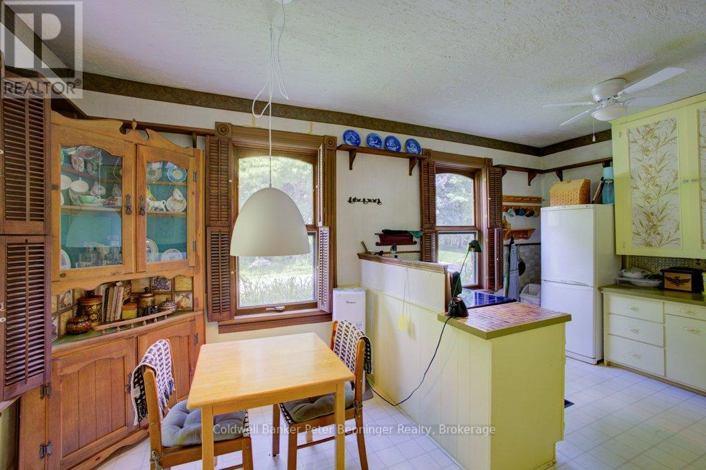 361 Brant-Elderslie Townline, Brockton, Ontario  N0G 2N0 - Photo 16 - X12271911