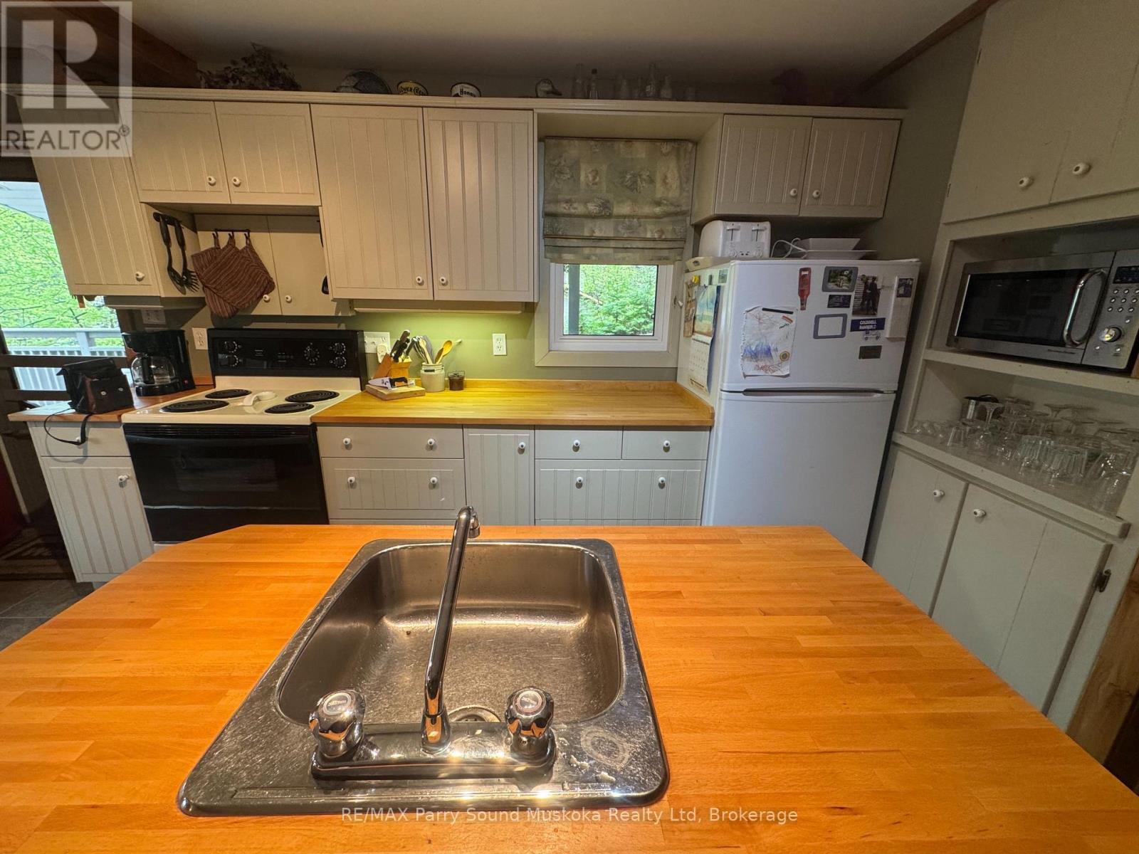1362 Ranger Bay Road, Parry Sound Remote Area, Ontario  P0H 1S0 - Photo 6 - X12272004