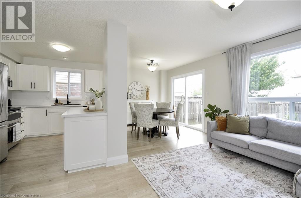 360 Sauve Crescent, Waterloo, Ontario  N2T 2Y8 - Photo 14 - 40746197