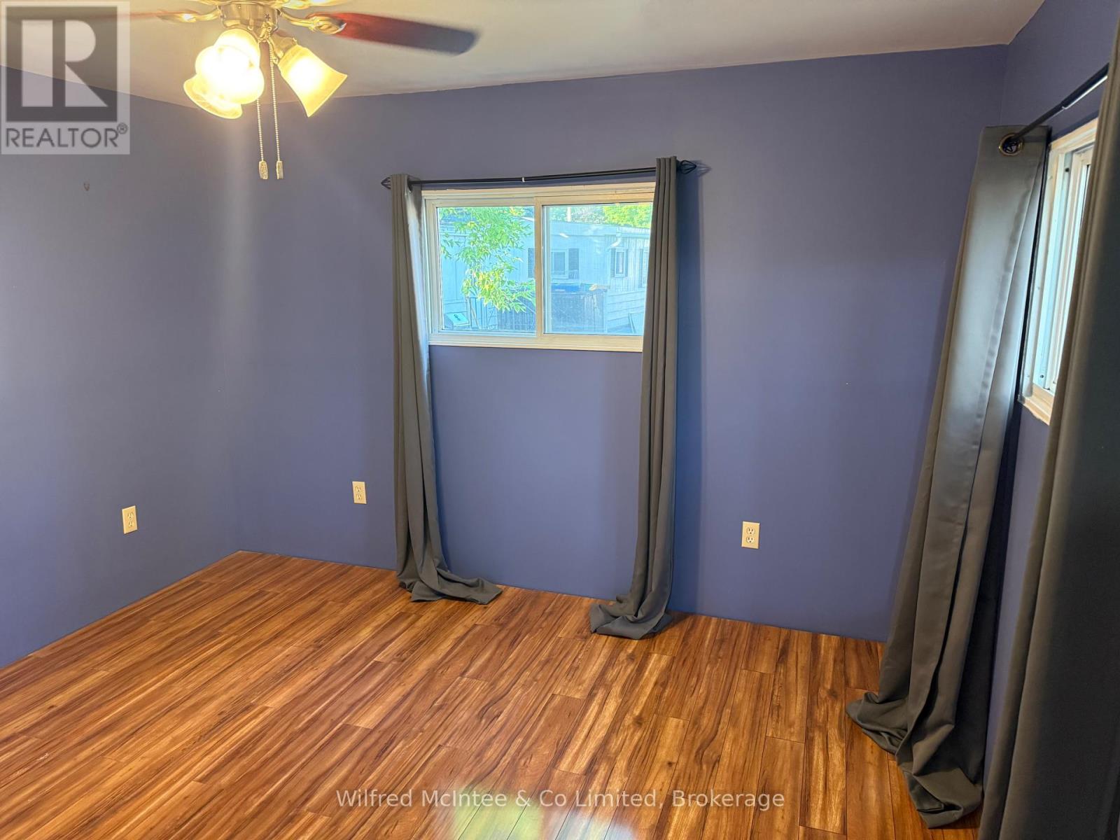 16 Bluejay Crescent, Brockton, Ontario  N0G 2V0 - Photo 10 - X12272267