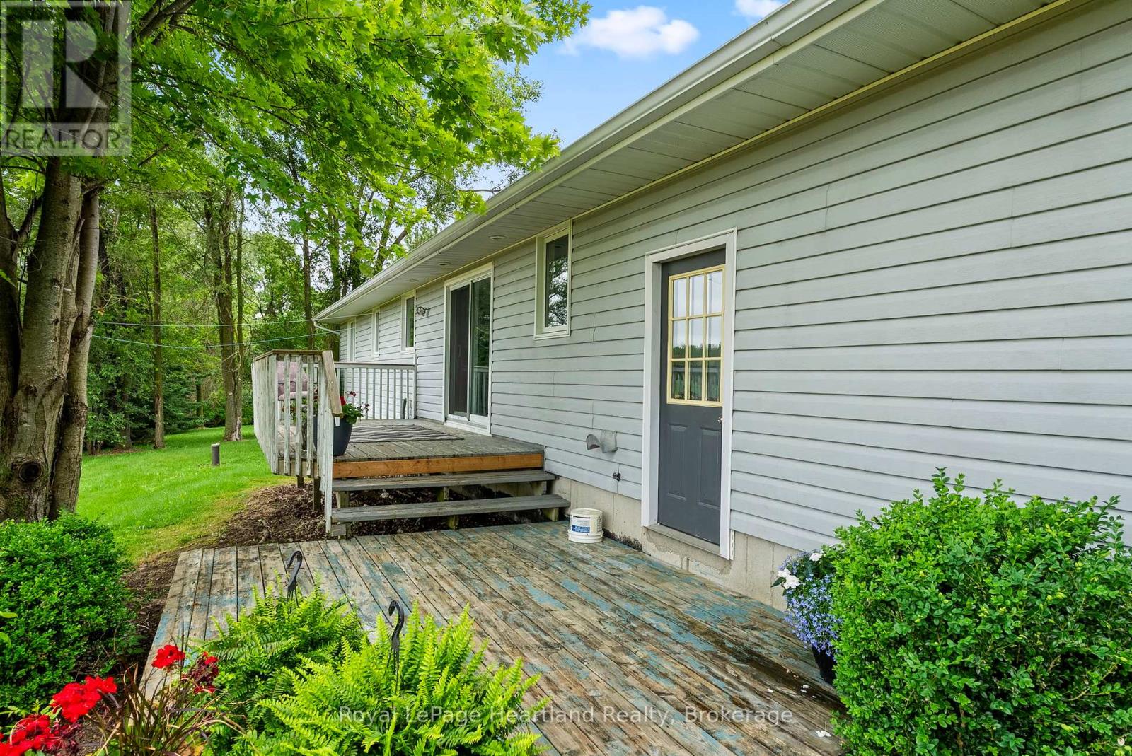 9462 Ayton Road, Minto, Ontario  N0G 1Z0 - Photo 27 - X12272286