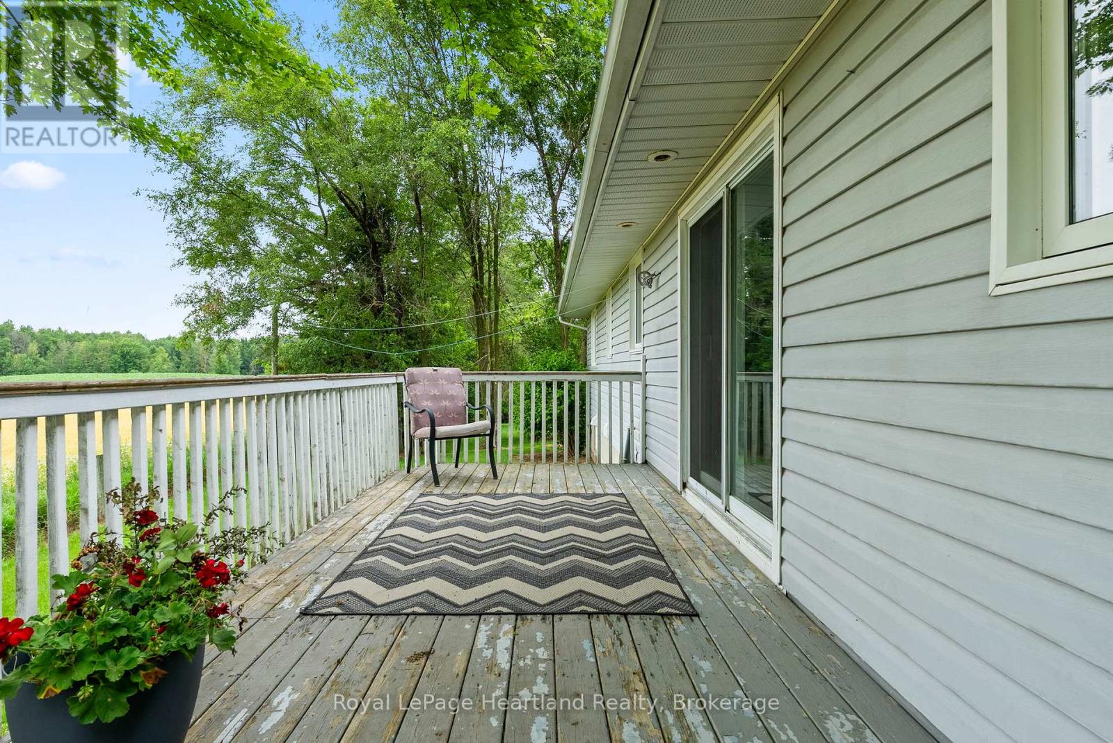 9462 Ayton Road, Minto, Ontario  N0G 1Z0 - Photo 28 - X12272286