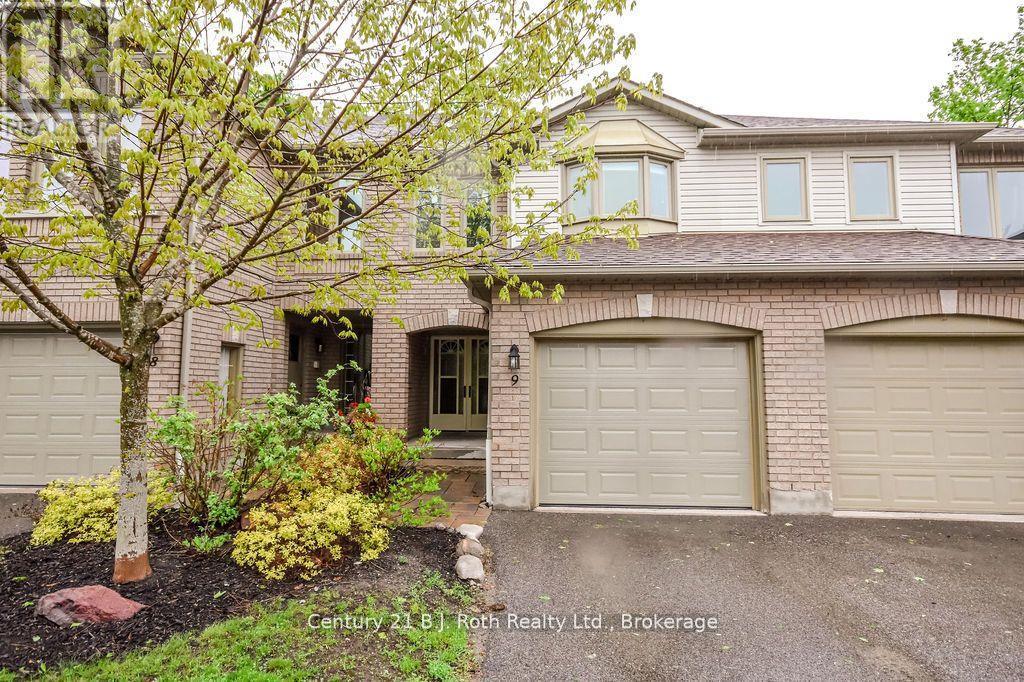 9 - 492 Laclie Street, Orillia, Ontario  L3V 7V2 - Photo 1 - S12272395