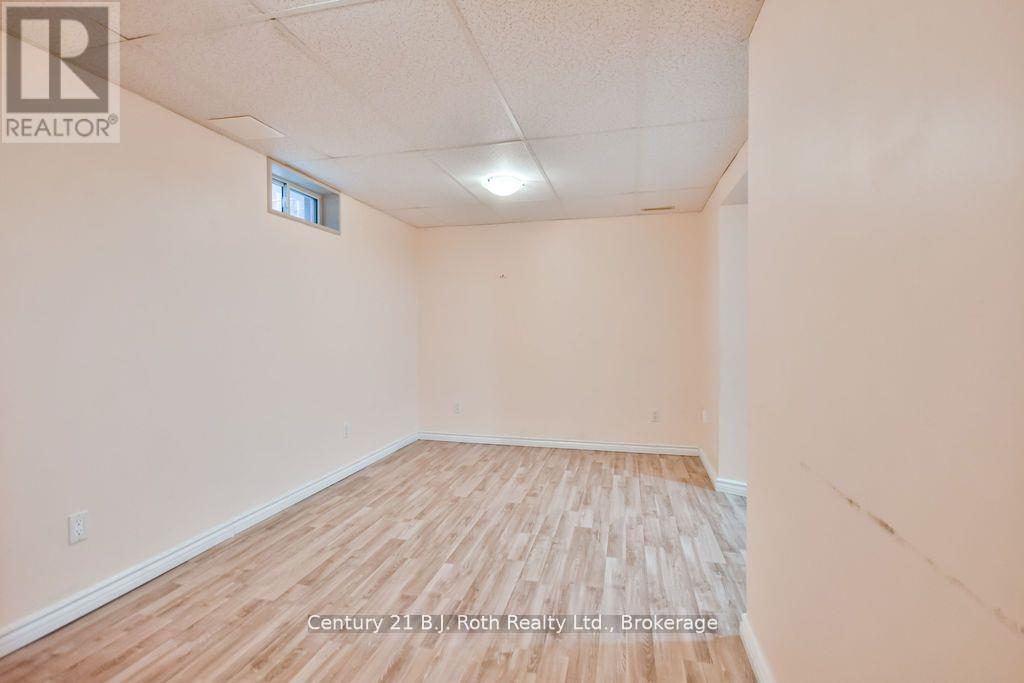 9 - 492 Laclie Street, Orillia, Ontario  L3V 7V2 - Photo 36 - S12272395