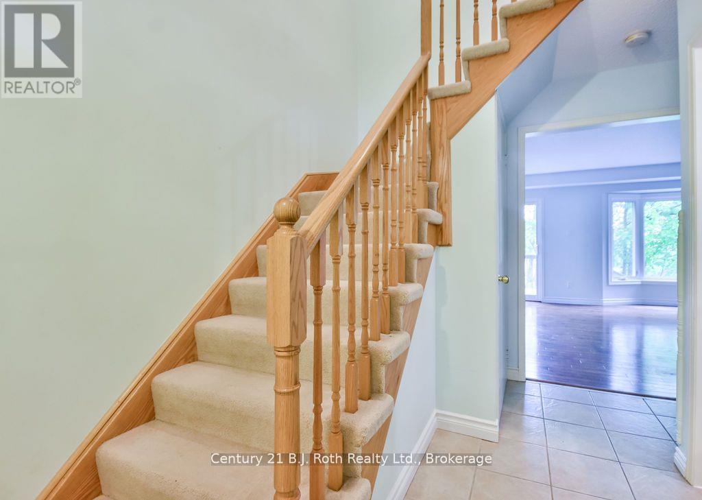 9 - 492 Laclie Street, Orillia, Ontario  L3V 7V2 - Photo 4 - S12272395