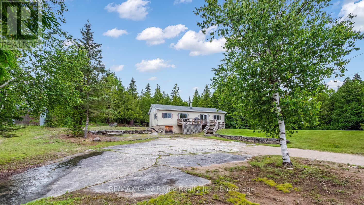 68 Tamarac Road, Northern Bruce Peninsula, Ontario  N0H 2M0 - Photo 33 - X12272396