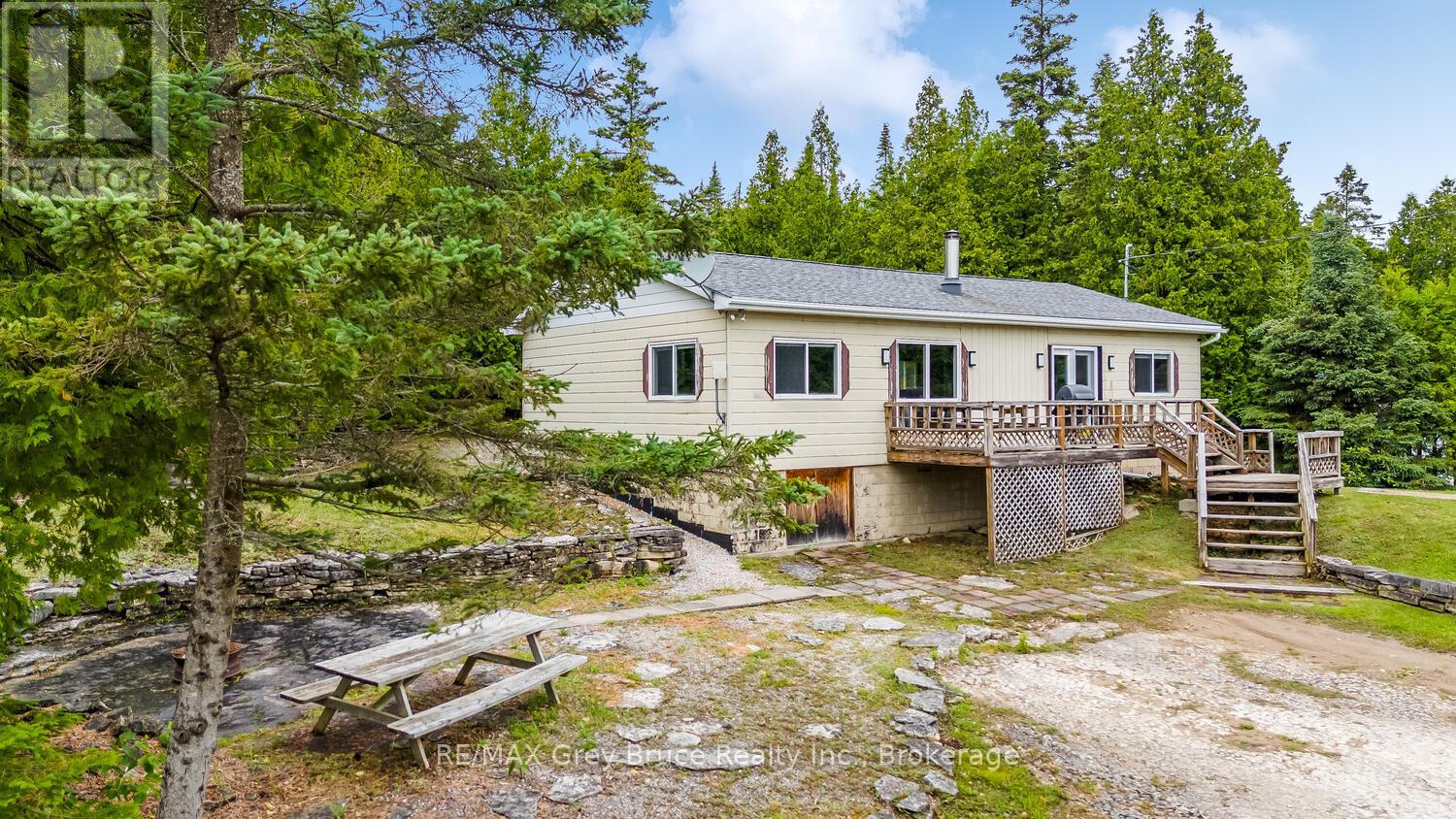 68 Tamarac Road, Northern Bruce Peninsula, Ontario  N0H 2M0 - Photo 7 - X12272396