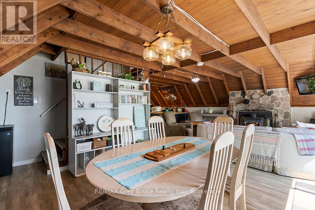 40 Aberdeen Avenue, Northern Bruce Peninsula, Ontario  N0H 2T0 - Photo 20 - X12272624