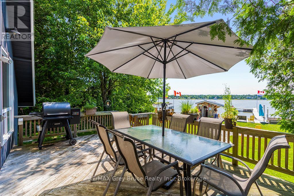 40 Aberdeen Avenue, Northern Bruce Peninsula, Ontario  N0H 2T0 - Photo 30 - X12272624