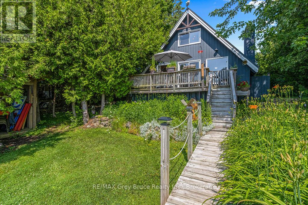 40 Aberdeen Avenue, Northern Bruce Peninsula, Ontario  N0H 2T0 - Photo 32 - X12272624
