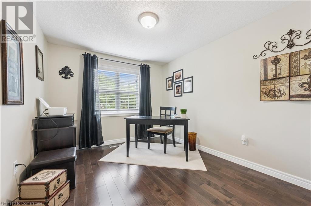 513 Dansbury Drive, Waterloo, Ontario  N2K 4K8 - Photo 15 - 40749491