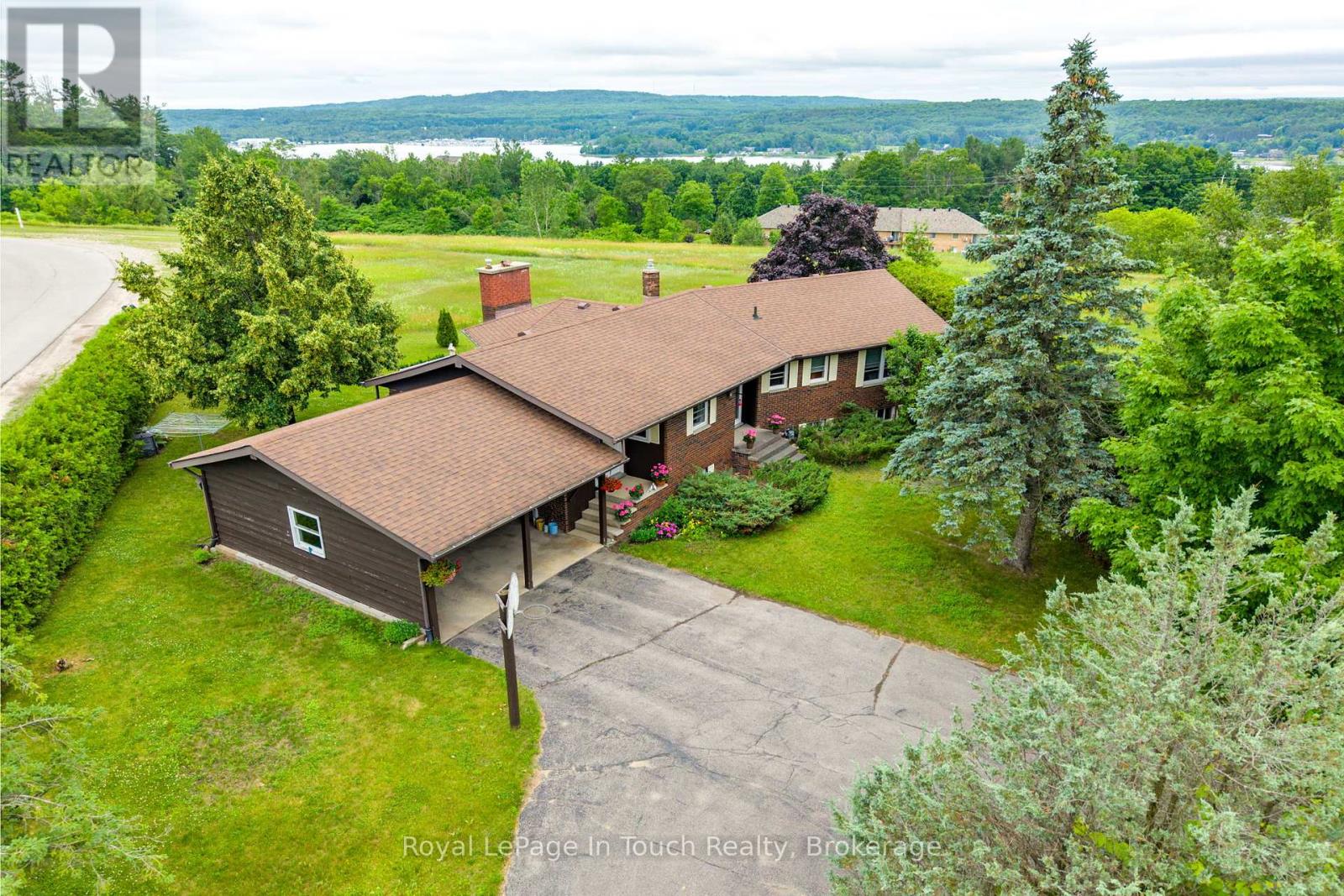 40 Payette Drive, Penetanguishene, Ontario  L9M 1H5 - Photo 10 - S12272797