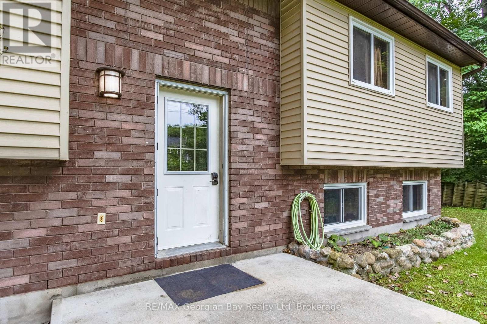 41 Tucson Road, Tiny, Ontario  L9M 0B6 - Photo 3 - S12272981