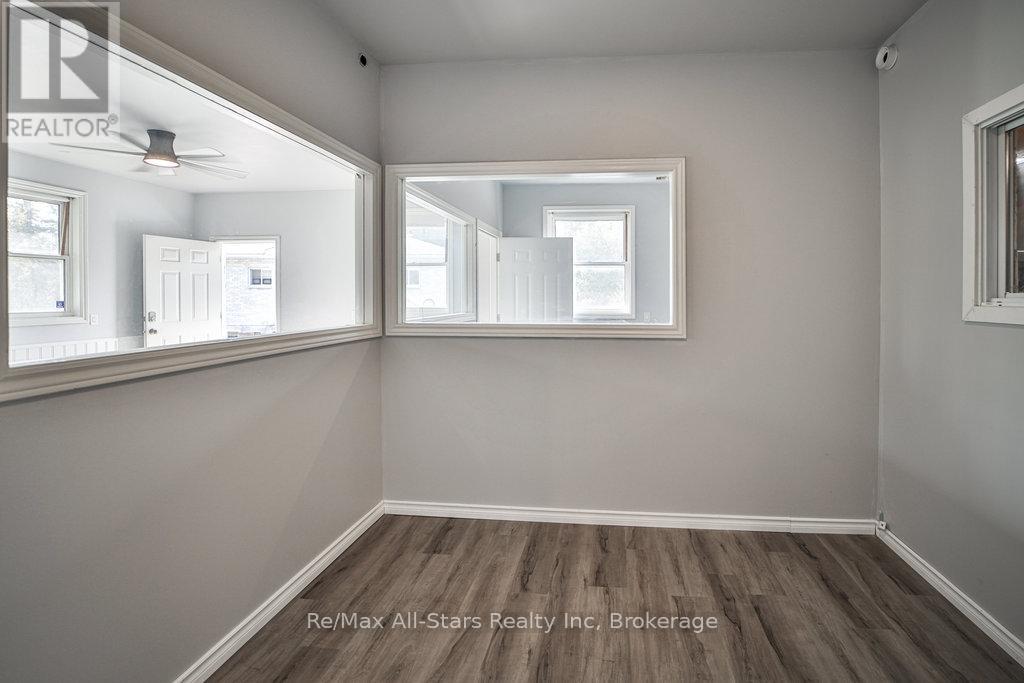 410 Etwell Road, Huntsville, Ontario  P1H 2J2 - Photo 27 - X12273214