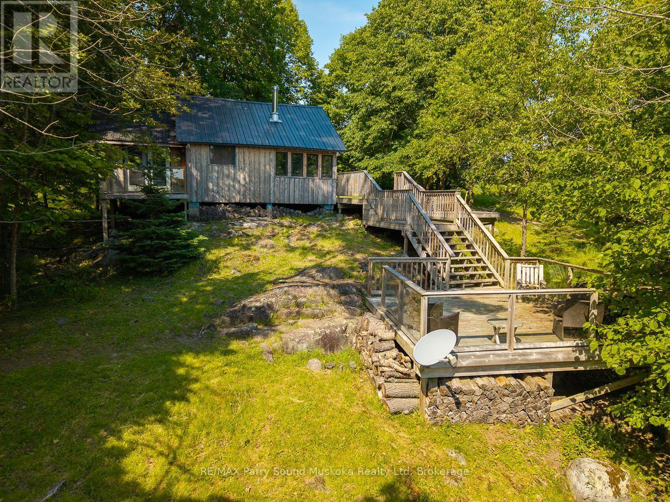 274 CHUR LEE ROAD, Whitestone, Ontario