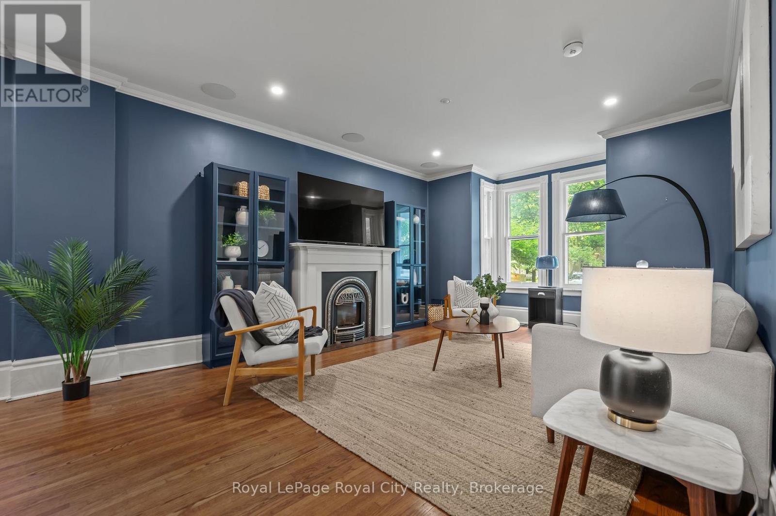 36 Oxford Street, Guelph, Ontario  N1H 2M3 - Photo 8 - X12273391