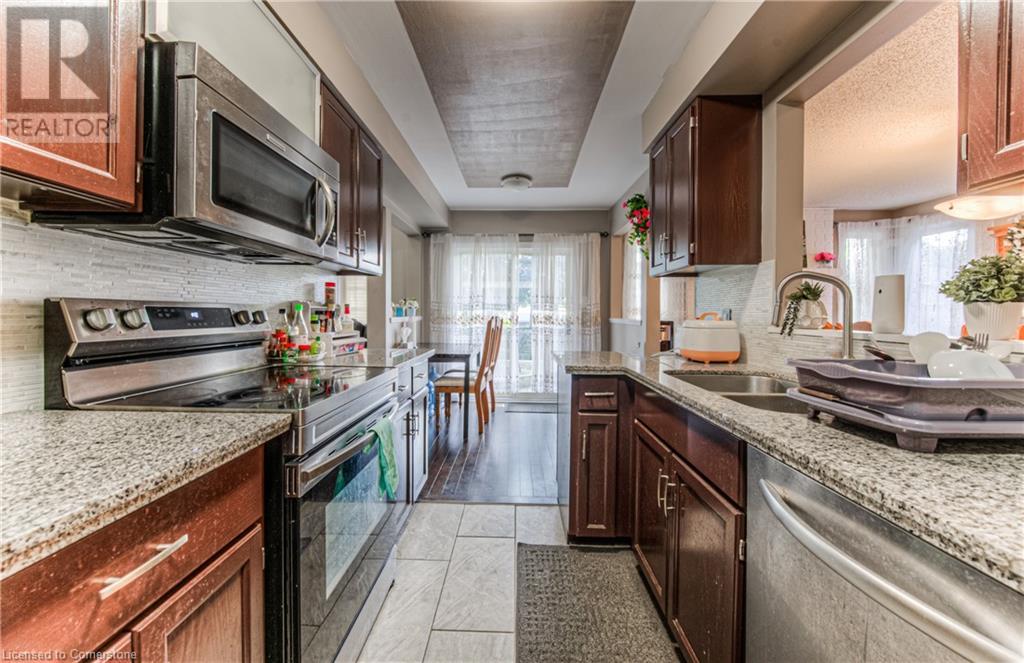 676 Westheights Drive, Kitchener, Ontario  N2N 2Z3 - Photo 15 - 40748759