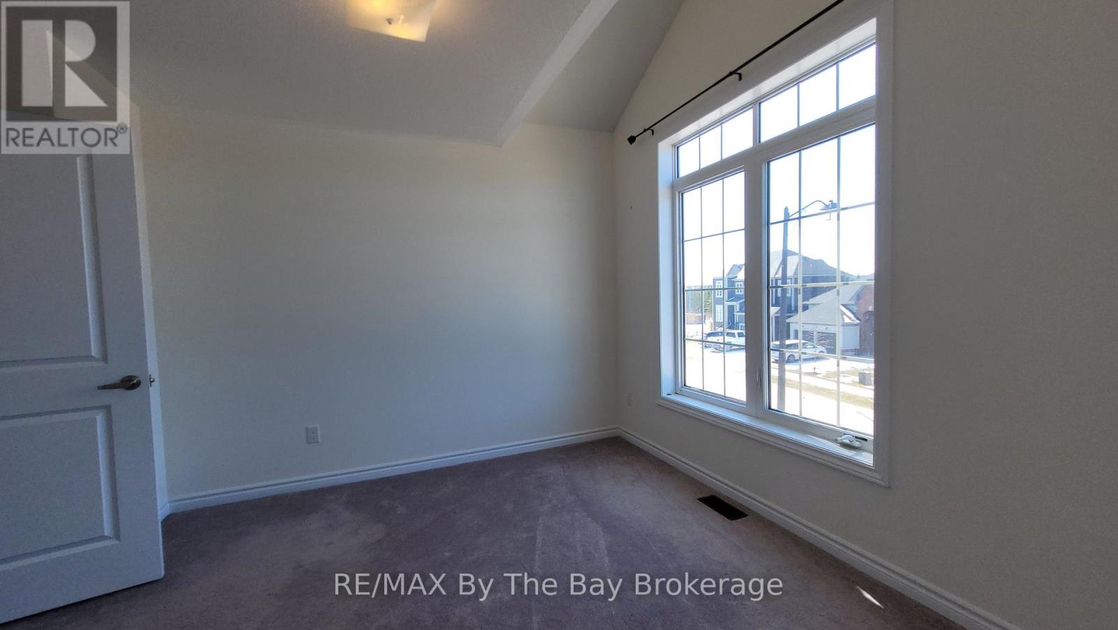 218 Roy Drive, Clearview, Ontario  L0M 1S0 - Photo 35 - S12273579