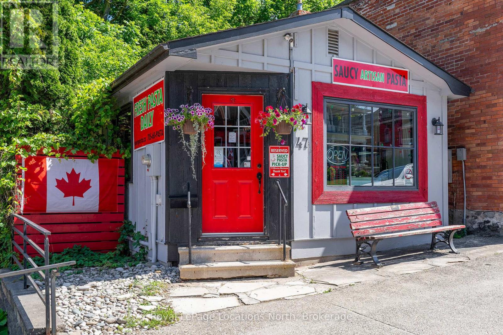 47a Bruce Street S, Blue Mountains, Ontario  N0H 2P0 - Photo 1 - X12273601