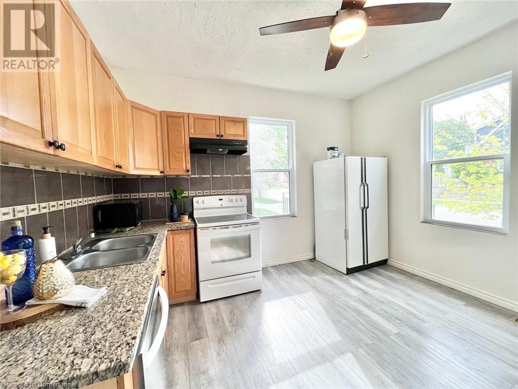 305 Patricia Avenue, Kitchener, Ontario  N2M 1K2 - Photo 9 - 40749428
