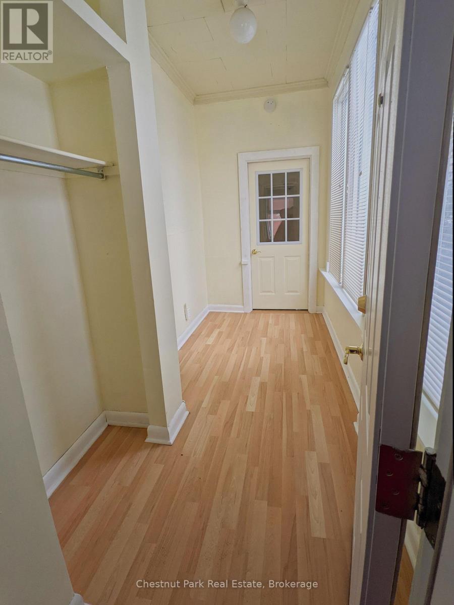 319 Berford Street, South Bruce Peninsula, Ontario  N0H 2T0 - Photo 6 - X12274040